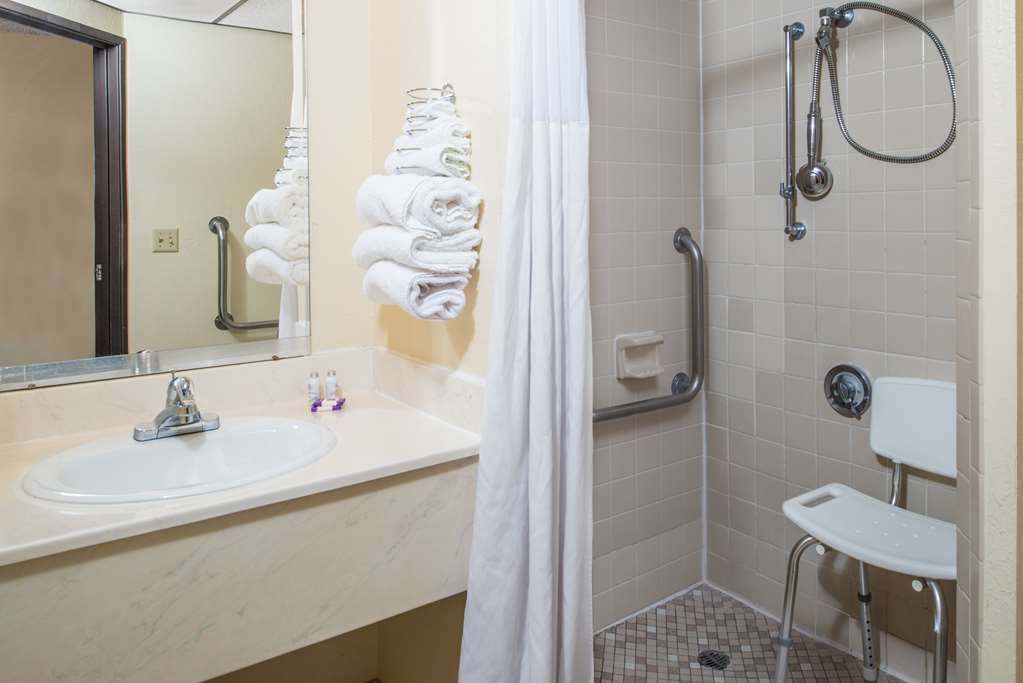 Sunset Inn & Suites Lincoln Ruang foto